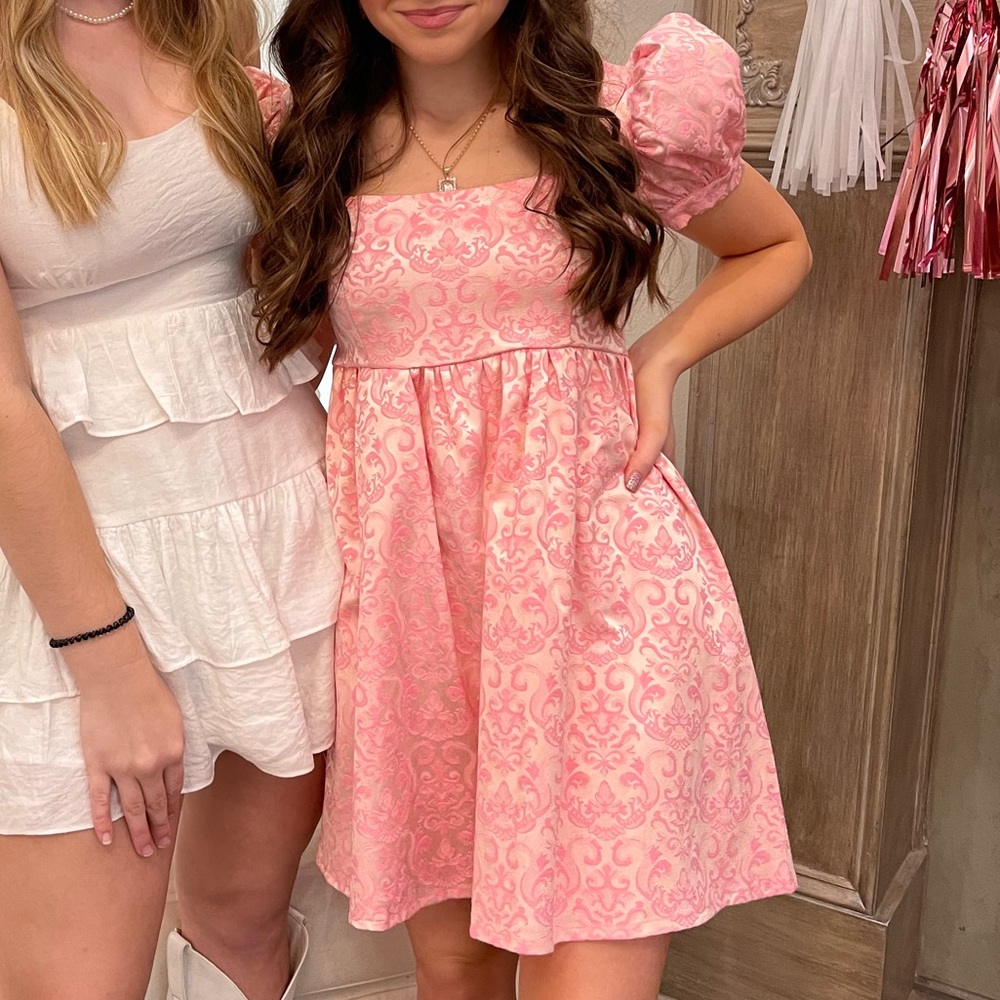 Pink puff sleeve dress